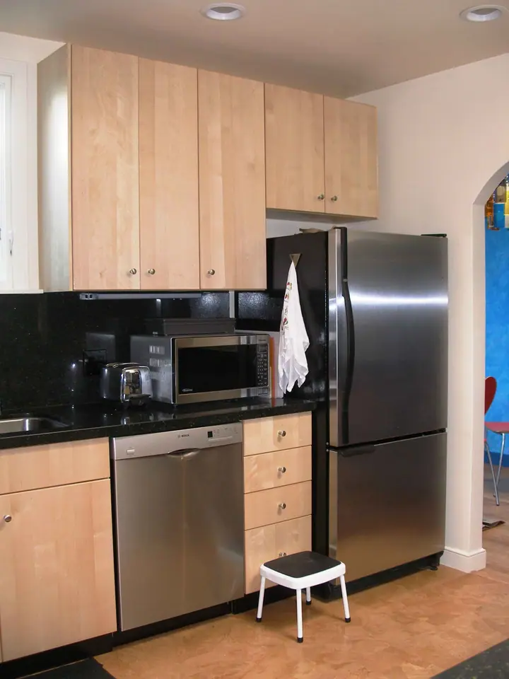 A complete change of style, Kitchen remodel: after