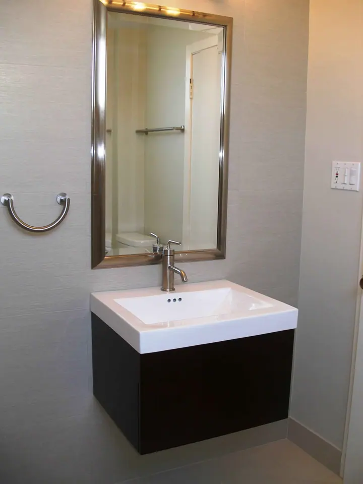 Stylish bath remodel with a floating vanity in the Inner Richmond, San Francisco: floating