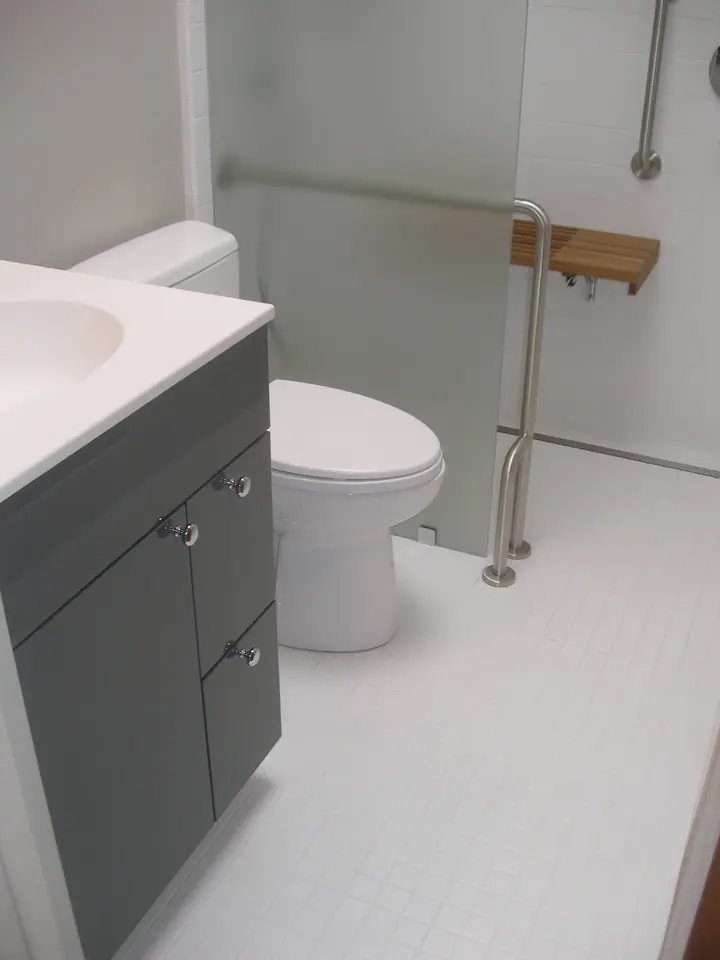ADA barrier free bath remodel in Glen Park, San Francisco: the new barrier free bathroom, photo 18