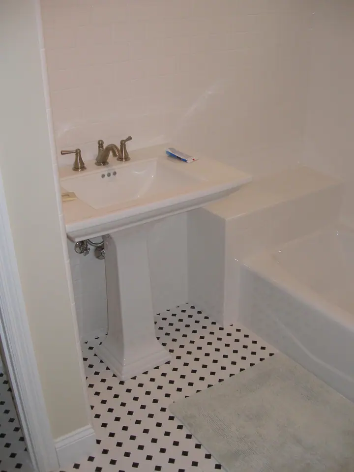 Bath remodel in West Portal, San Francisco, photo 3