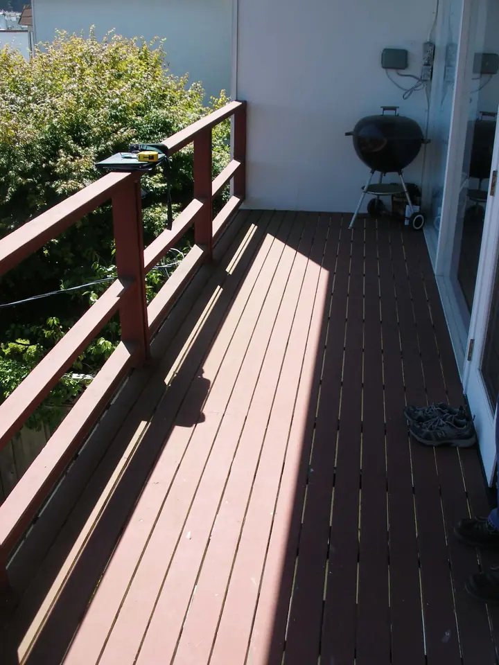 Cable rail system with redwood posts in Twin Peaks, San Francisco: Before Upper deck rail