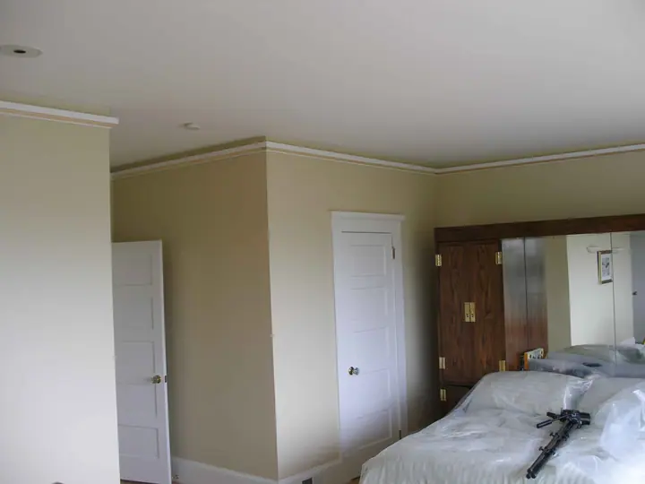 Crown molding changes the room in Buena Vista, San Francisco: afters, photo 2