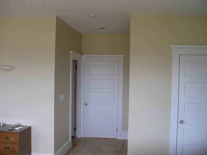 Crown molding changes the room in Buena Vista, San Francisco: Before, photo 7