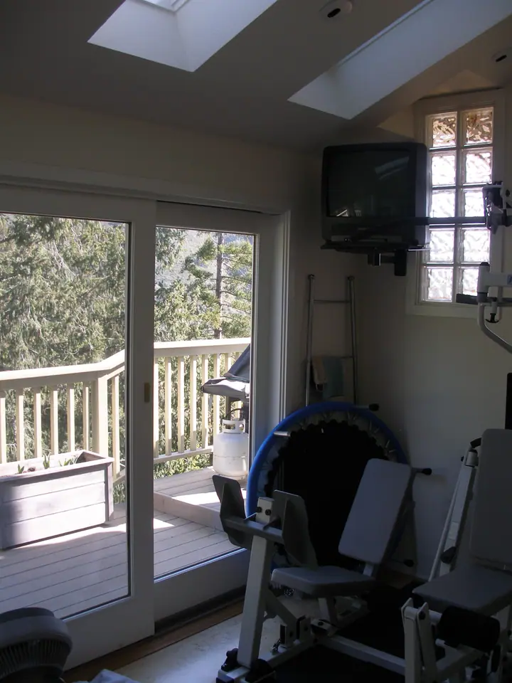 Deck converted to a work out room in Mill Valley, photo 4