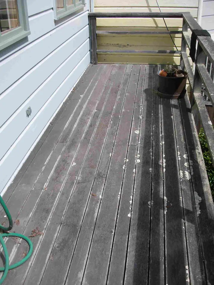 Redwood deck rebuild and expansion in the Inner Richmond, San Francisco: Before deck