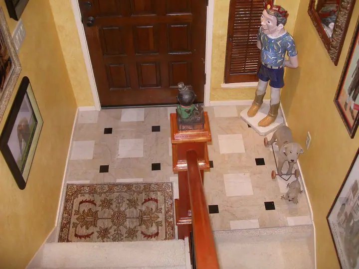 Retrofit newel post: finished post from upstairs