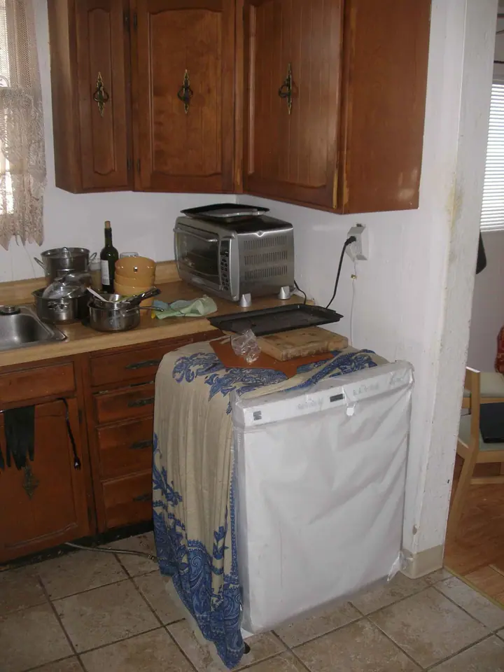 Kitchen remodel in Richmond: Before, photo 4