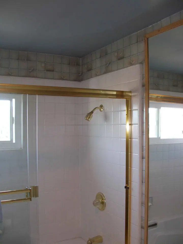 Shower remodel in Terra Linda, San Rafael: Before, photo 3