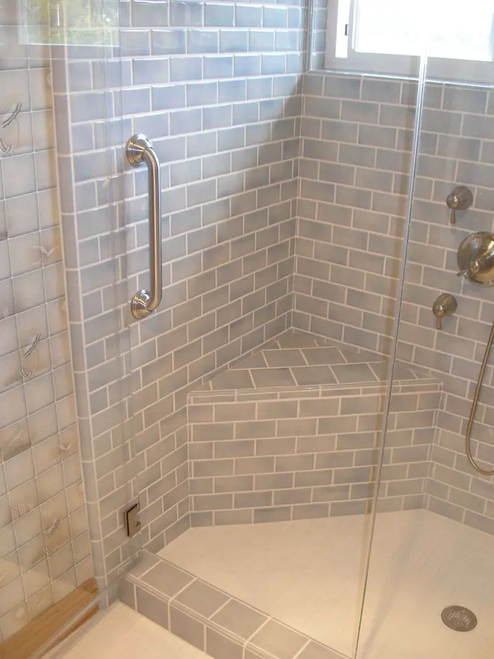 Shower remodel in Terra Linda, San Rafael: new look