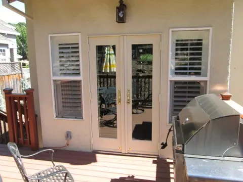 Simple redwood deck in Corte Madera, photo 3