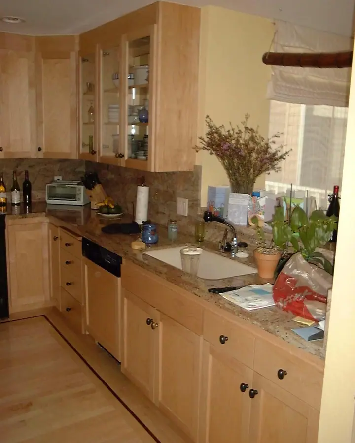 U-shaped kitchen gets a new look in Haight-Ashbury, San Francisco: the sink run rotated